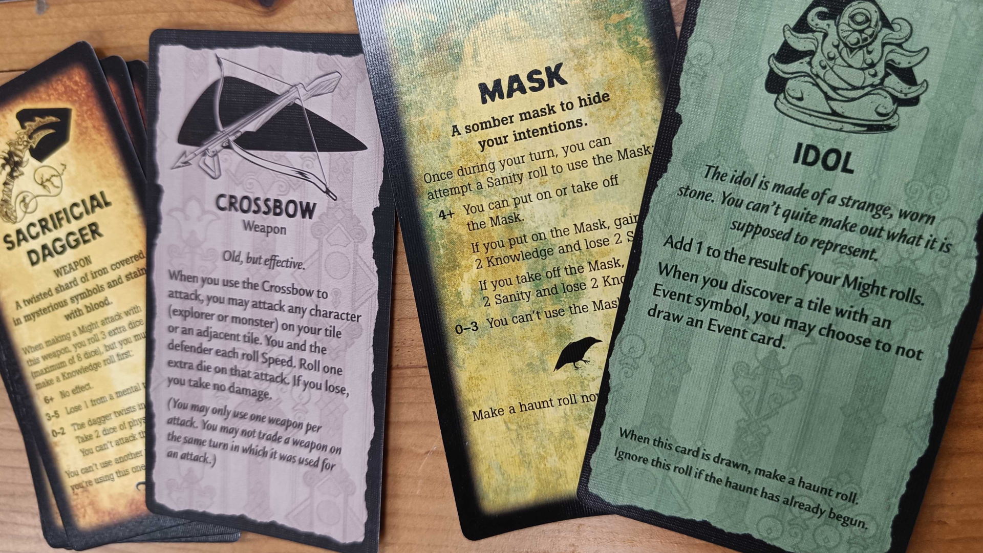 Comparaison des cartes de la 3e édition de Betrayal at House on the Hill avec la 2e édition