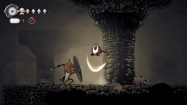 hollow knight silksong : 5 secrets qui vont vous surprendre Lutte contre ennemi dans jeu vidéo sombre.