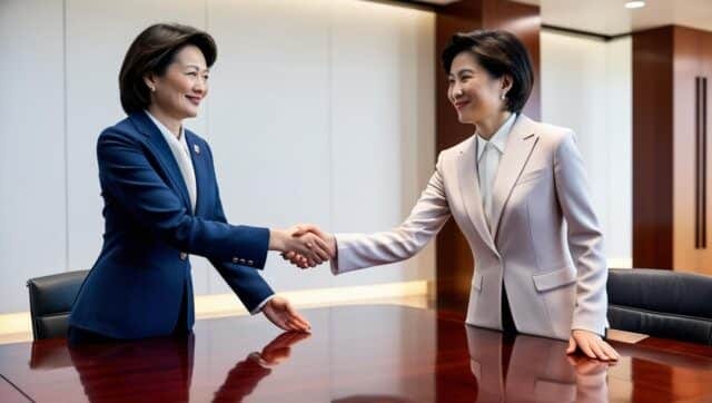deux grands dirigeants qui concluent un accord