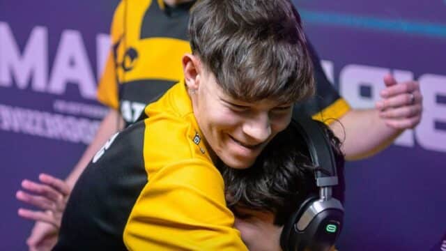 Dignitas remporte la victoire ! - Source : RocketBaguette Dignitas remporte la victoire ! - Source : RocketBaguette