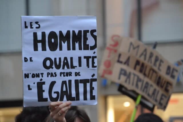 manifestation jeanne menjoulet