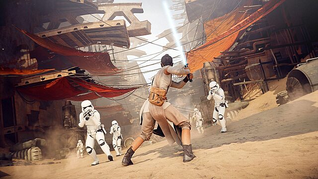 star wars battlefront 2 : 5 mods incroyables à tester Personne combattant des soldats dans un décor désertique.