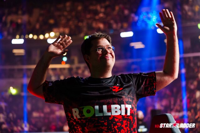 attention: faze renverse navi au budapest major 2025 — erreur Attention: FaZe renverse NAVI au Budapest Major 2025 — erreur de NAVI ou magie de Twistzz ?