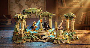Set Lego The Legend of Zelda, Ocarina of Time, montrant Link et Ganondorf dans des ruines avec une ocarina et effets lumineux.