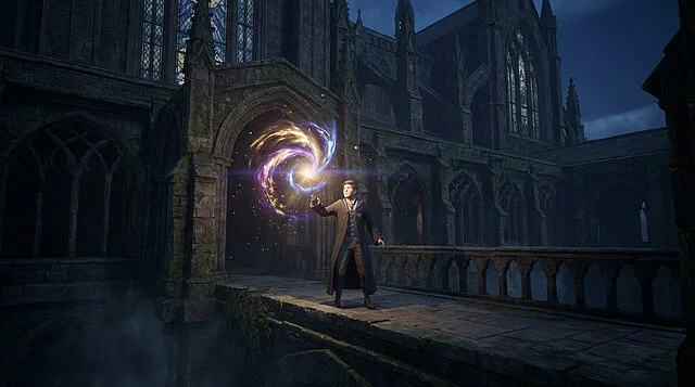 Étudiant de Poudlard en robe, lançant un sort lumineux et tourbillonnant avec sa baguette, devant une architecture gothique la nuit.