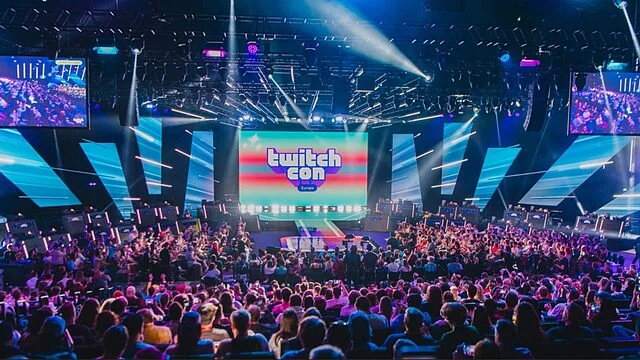 twitchcon en panique ? règles choc après l’agression d’emiru (danger TwitchCon en panique ? Règles choc après l’agression d’Emiru (danger filmé, voici pourquoi)