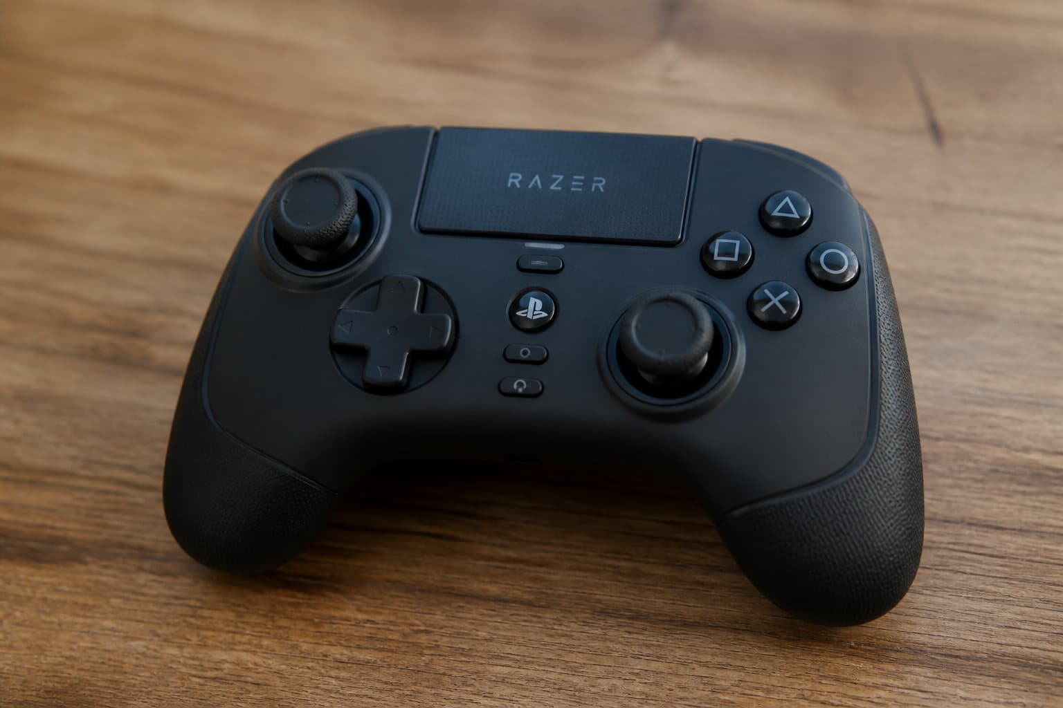 Razer Raiju V3 Pro : la vitesse des switchs mecha-tactiles