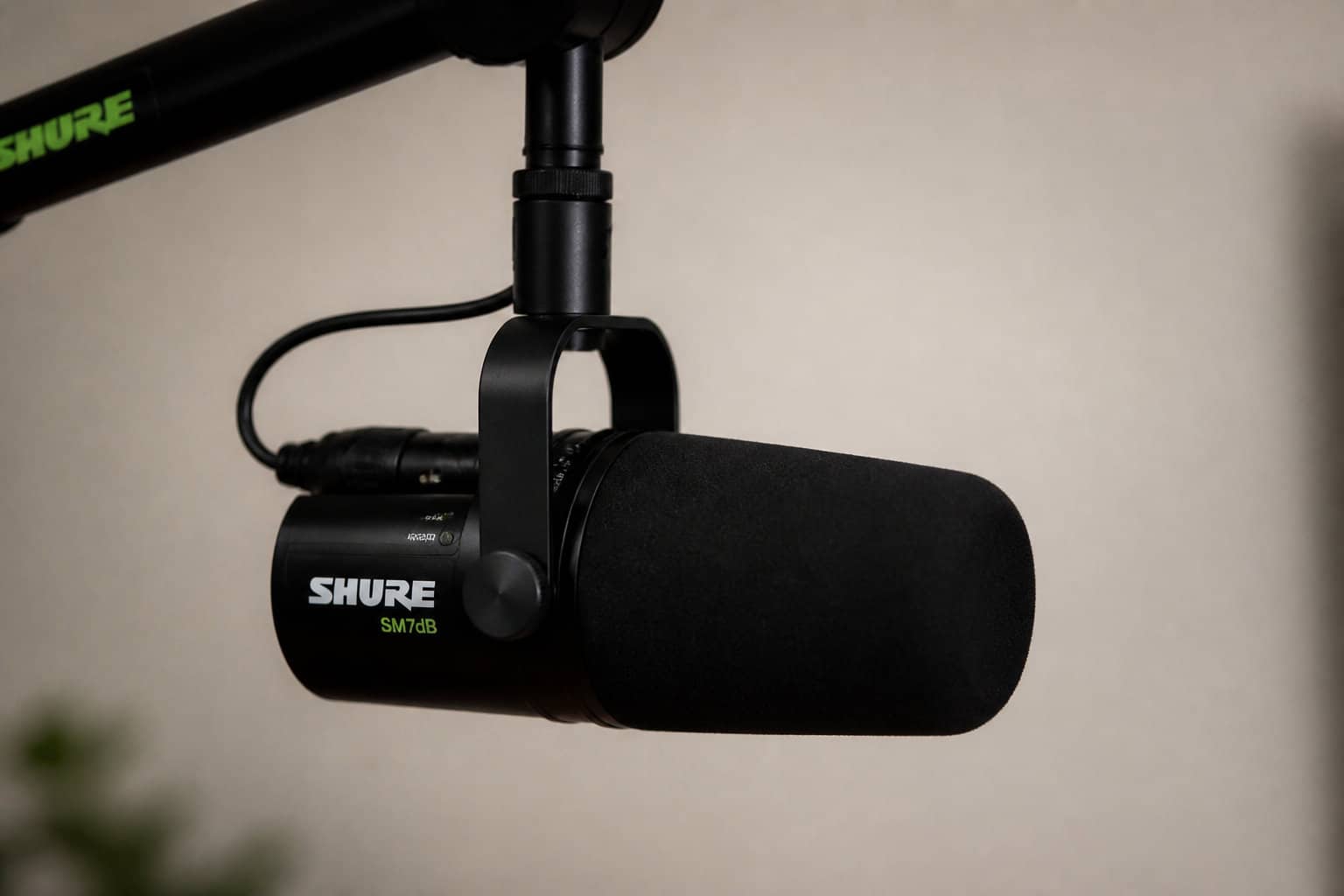 Shure SM7dB : la référence absolue pour un son studio