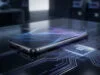 Un smartphone moderne posé sur une surface numérique avec une puce Tensor G5 illuminée et des circuits électroniques.