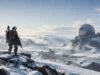 ARC Raiders gratuit sur PS5, Xbox et PC du 8 au 12 octobre Un soldat en équipement futuriste observe un paysage enneigé avec une structure sphérique monumentale en ruines.