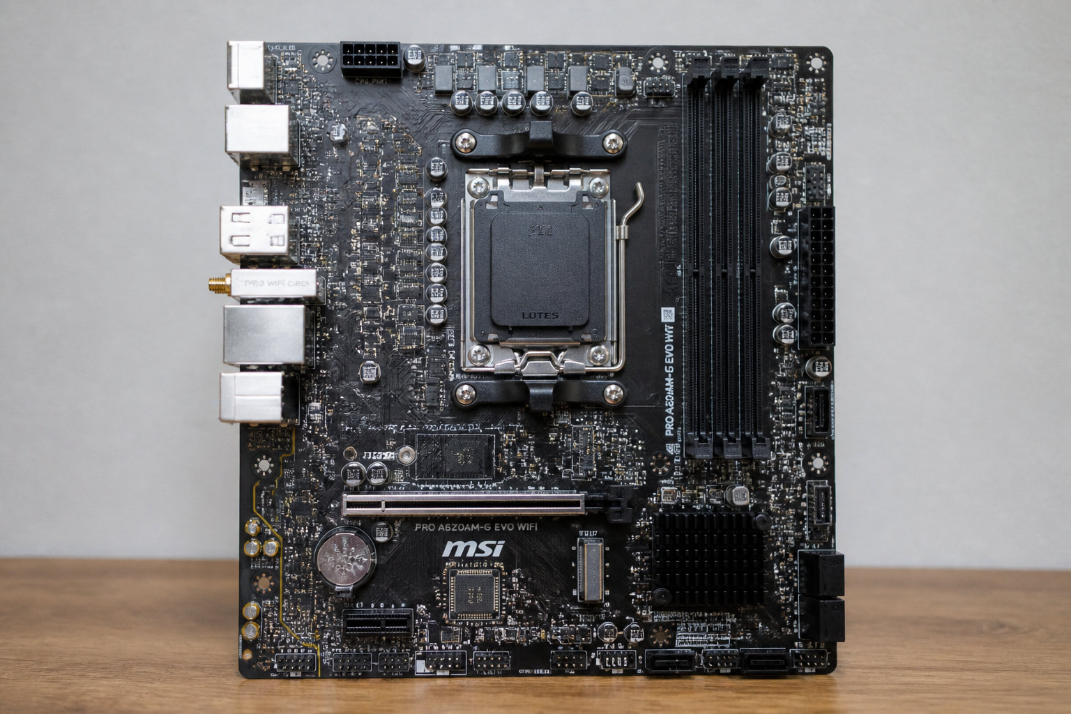 MSI PRO A620AM-G EVO WIFI : l'option budget sans fioritures